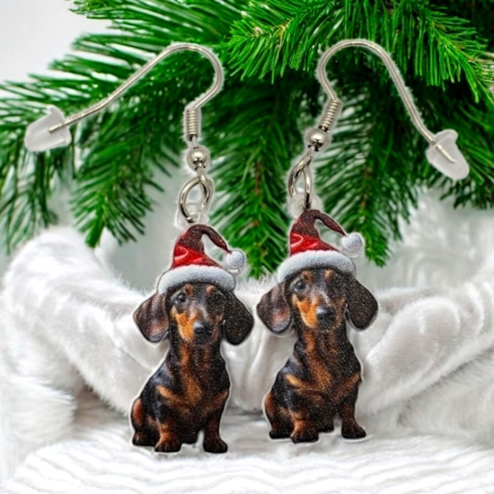 Santa Dachshund Earrings 🐶 Christmas Holiday Festive Jewelry Pierced Ear Dangle